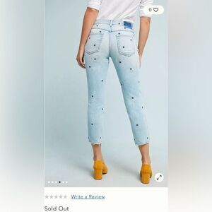 AMO Distressed Tomboy Crop Floral Embroidered Jean size 29 100% cotton